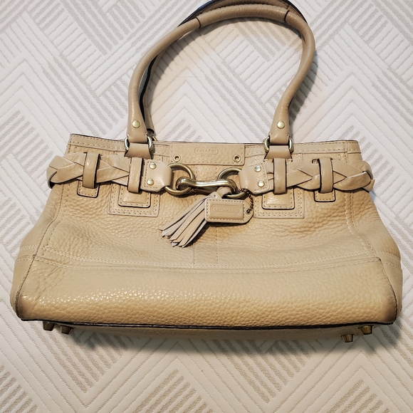 Coach Handbags - Hamptons Coach Purse